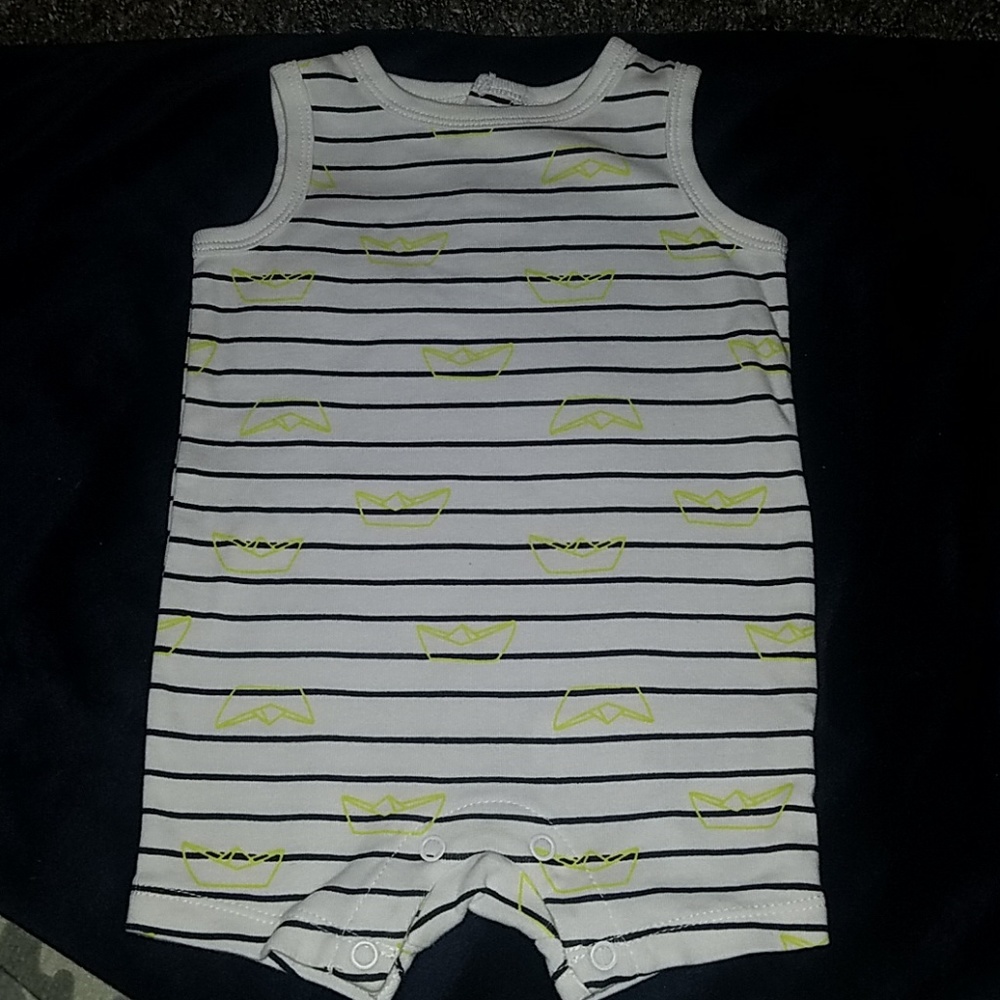 NWOT Joe fresh 3- 6 months baby boy romper NWOT